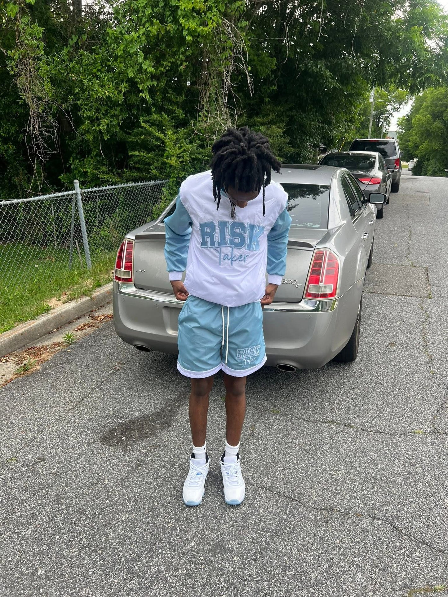 RiskTaker V2 "Skyline" Windbreaker Set – White & Blue