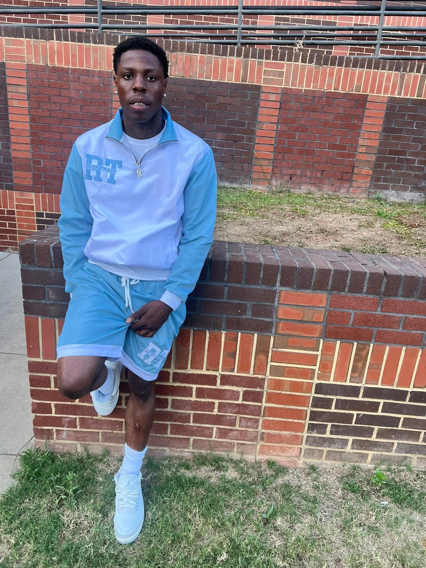 RiskTaker V1 "Skyline" Windbreaker Set – White & Blue