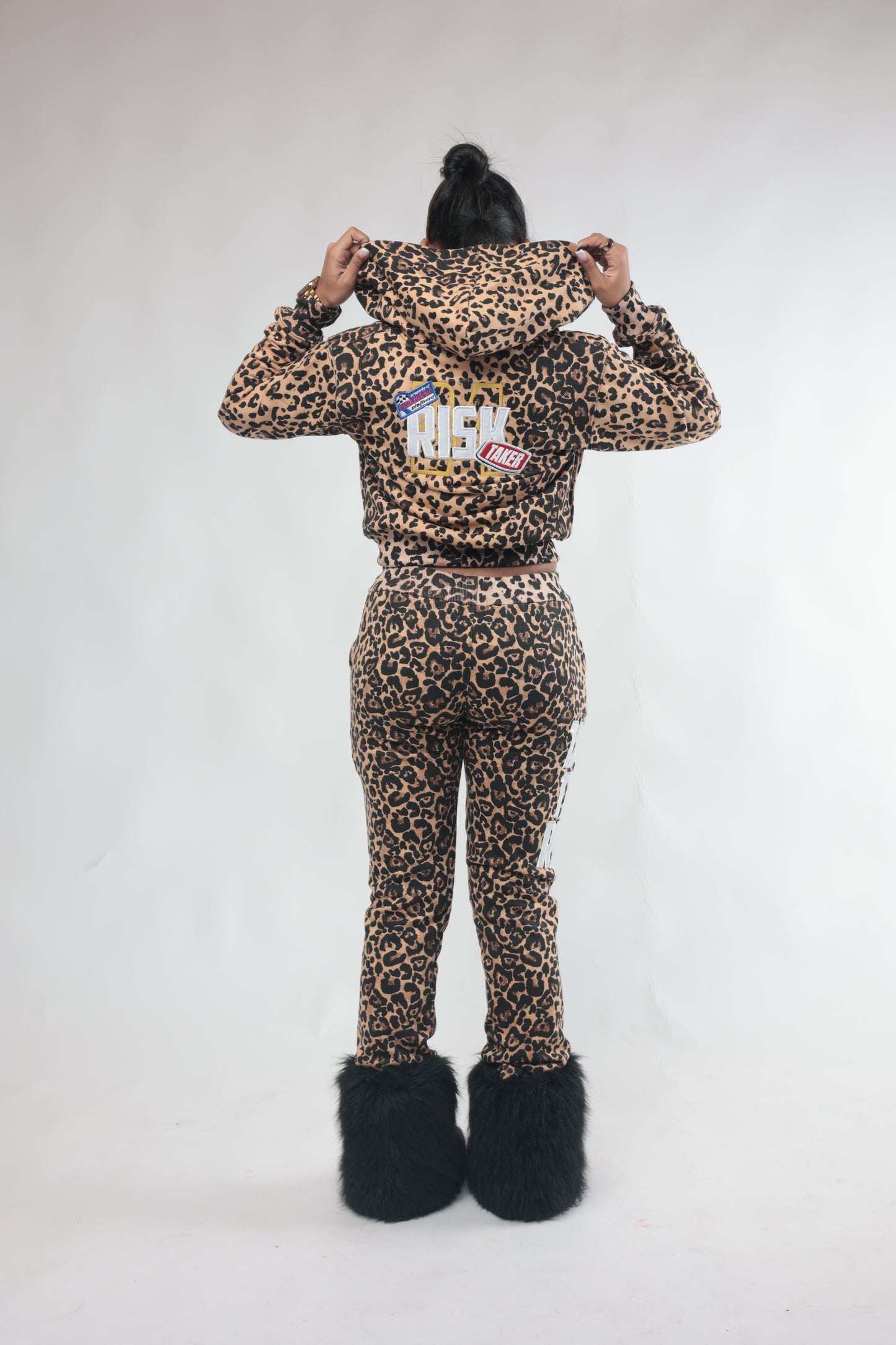 Leopard “Take The Risk or Dream Forever” Set